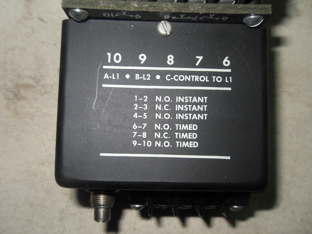 ISSC 1014-1-D-1-B Timer