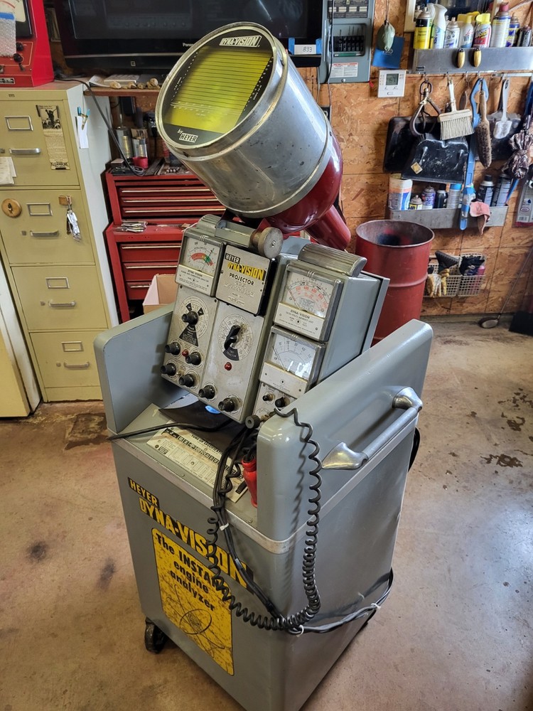 Vintage Heyer Dyna-Vision Engine Analyzer
