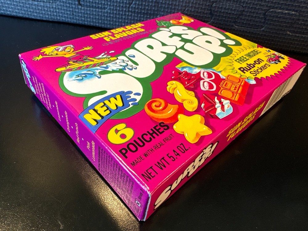Surfs Up fruit snacks - Empty custom design display box