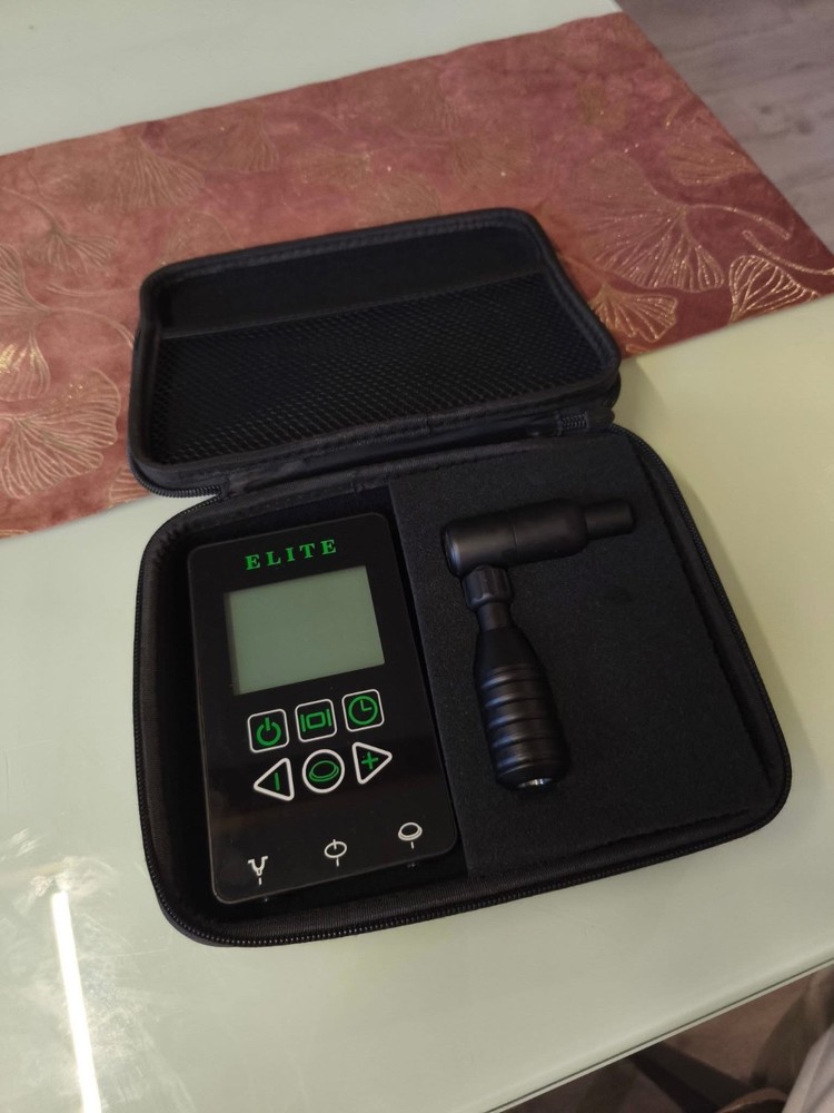 cheyenne hawk thunder tattoo machine