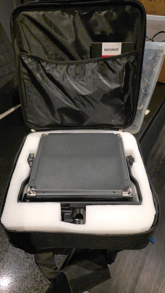 Neewer NL-660 Dimmable Large LED Video Light Panel