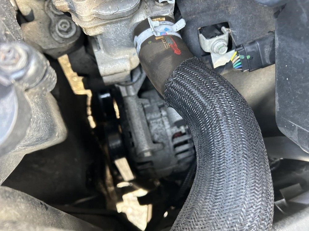 TERRAIN 2016 Antenna 104944253
