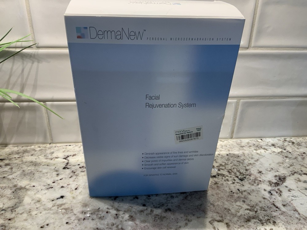 DermaNew Personal Microdermabrasion Device