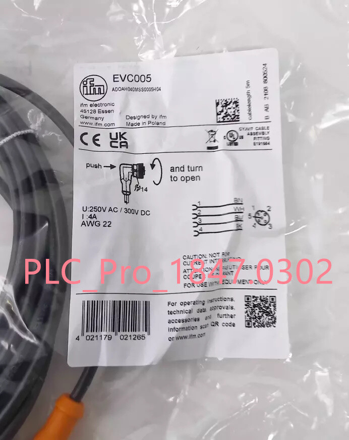 EVC005 1PCS Brand New IFM EVC005 Connector  Fast delivery