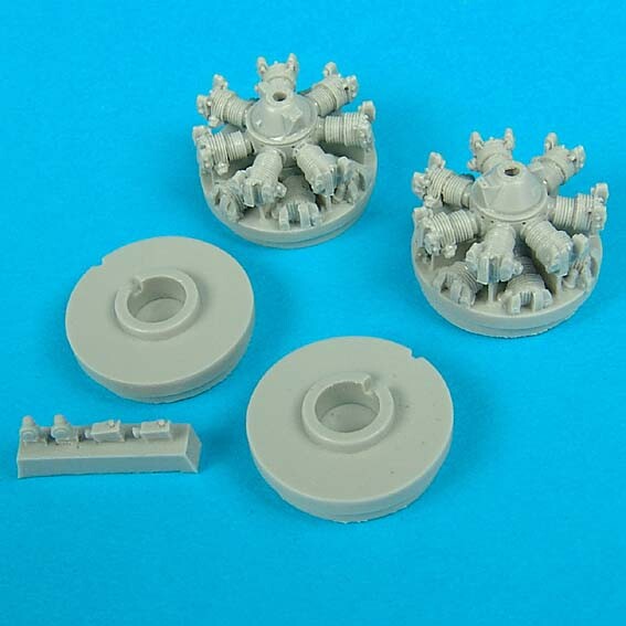 QuickBoost 1/72 North-American B-25 Mitchell Engines for Hasegawa kits