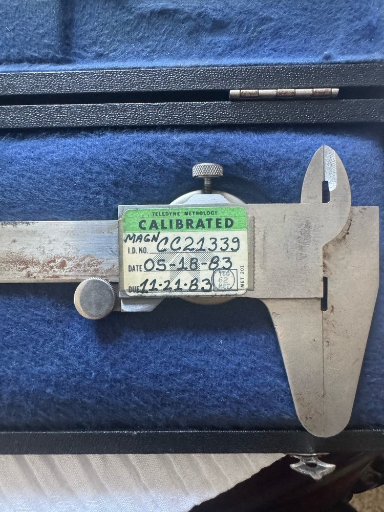 Helio Vintage Metalworking Dial Caliper – Precision Tool with Storage Case
