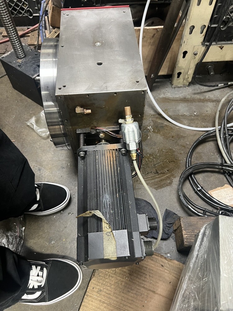 Working Rotary Table Haas