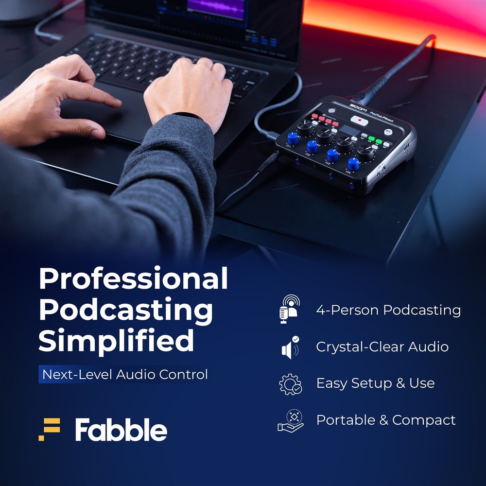 Zoom PodTrak P4next Portable Multitrack Podcast Recorder Bundle