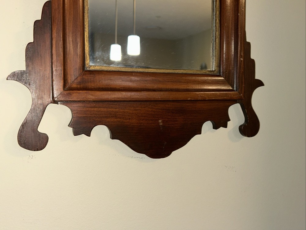Antigue Chippendale Style Wall Mirror with Eagle Design