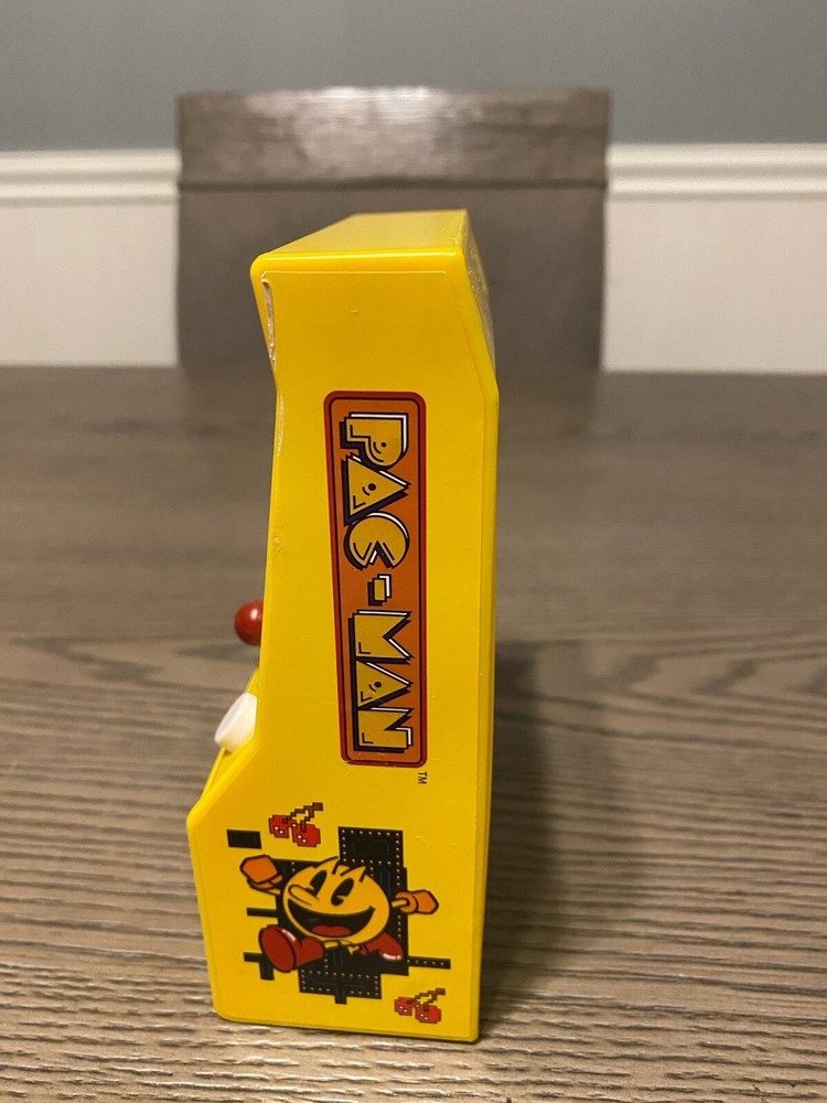 Pac-man Replica Retro Mini Arcade Handheld Game by Basic Fun/Tested & Working