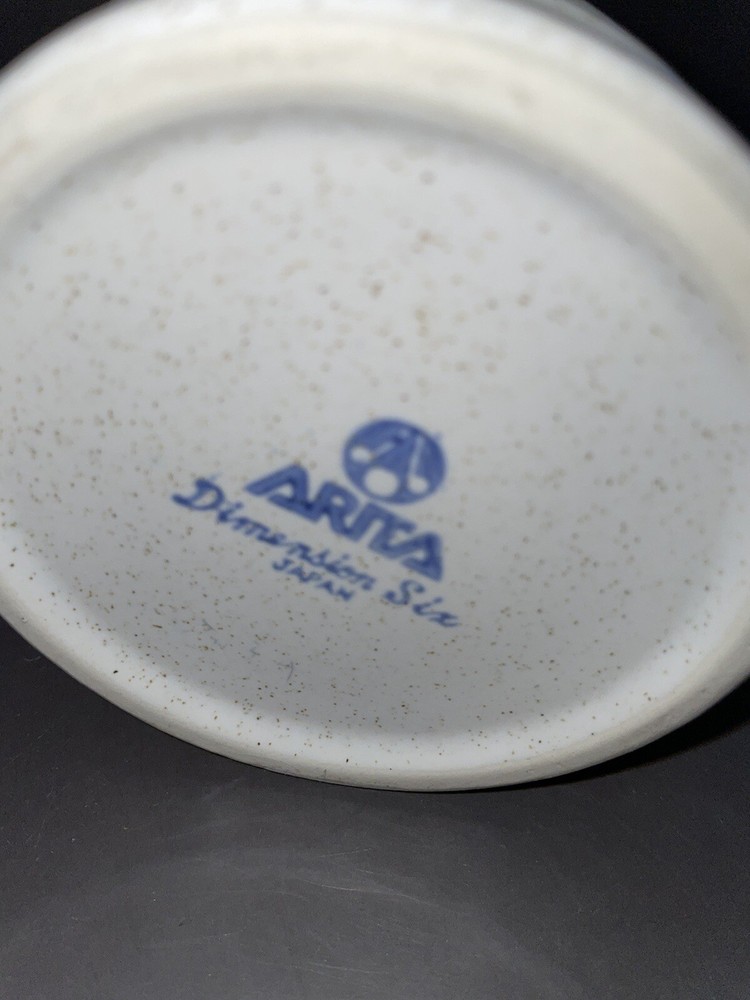 ARITA Dimension Six Stoneware Creamer 3”