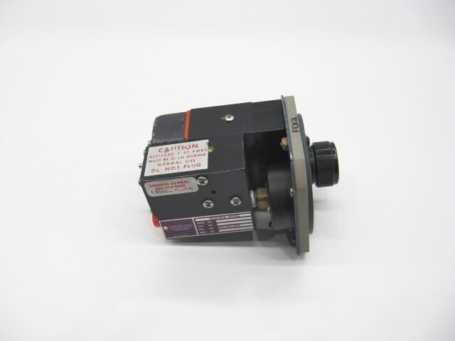 Passenger Oxygen Flow Control Panel - PN: 900-002-145-04