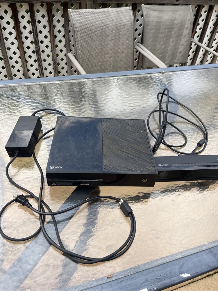 500GB Microsoft Xbox One - 1540