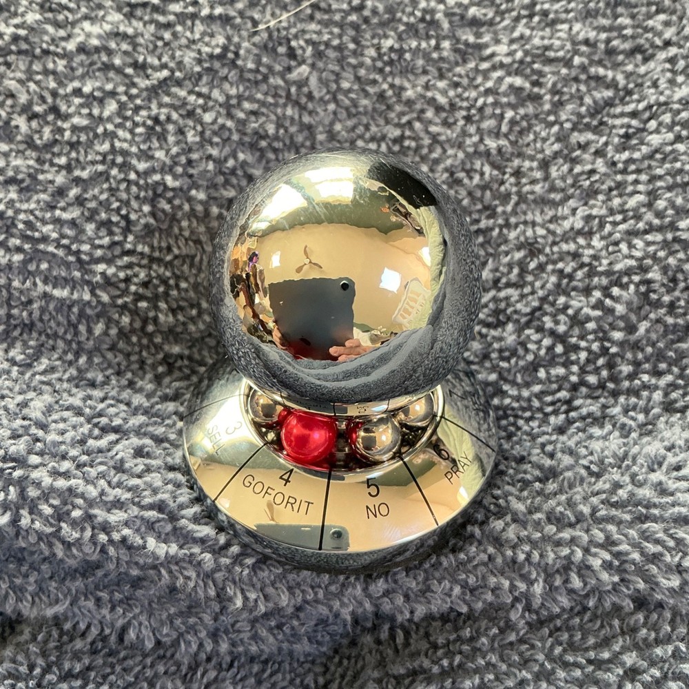 Fortune telling Ball Bearing decision maker