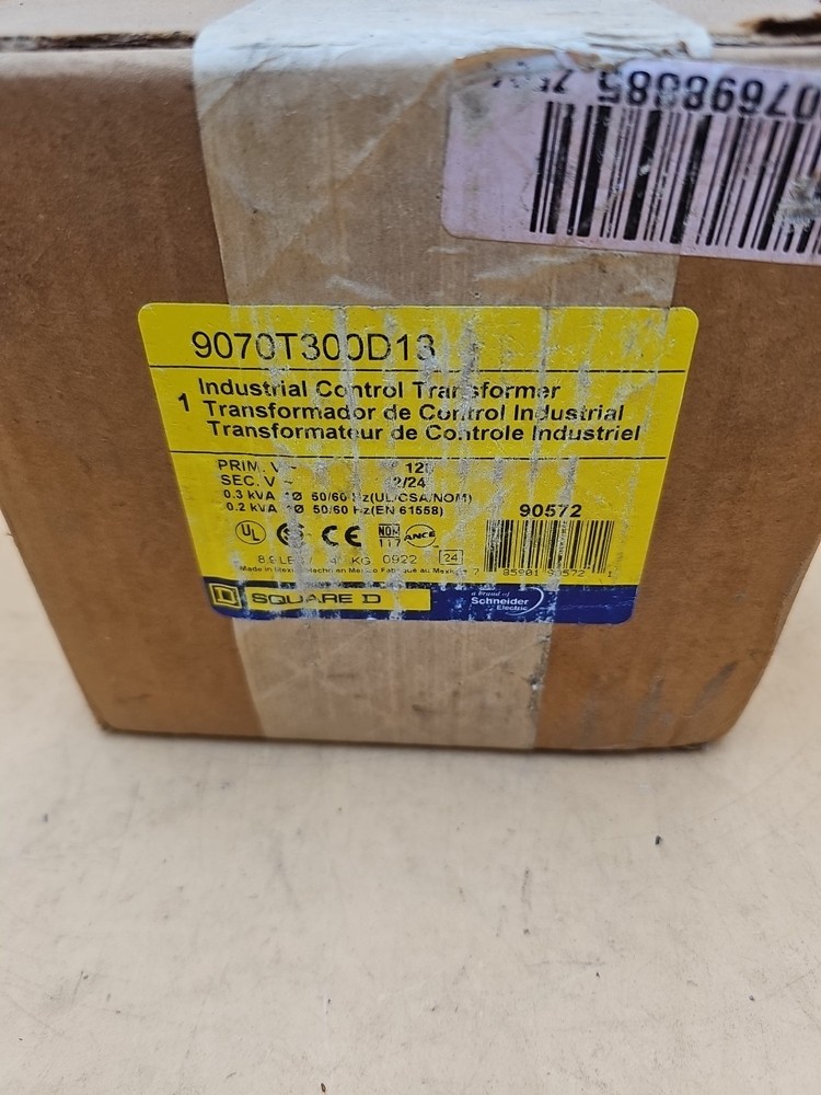 Sealed!!! Square D 9070T300D13 Industrial Control Transformer