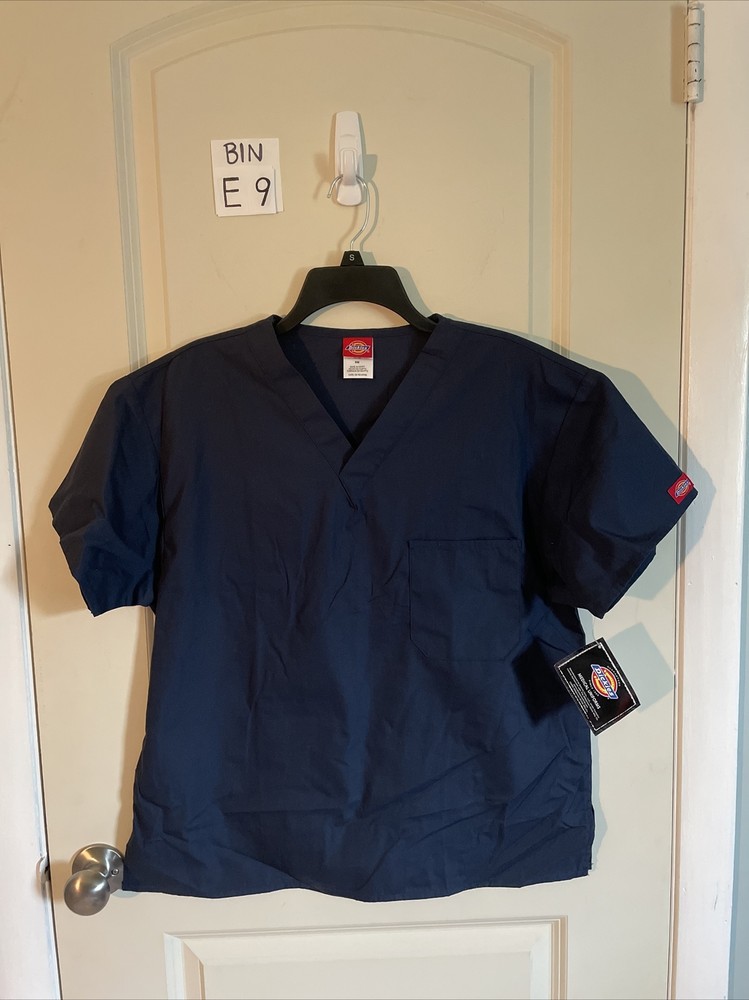 Dickies Navy Blue Scrub Top with Pocket size M