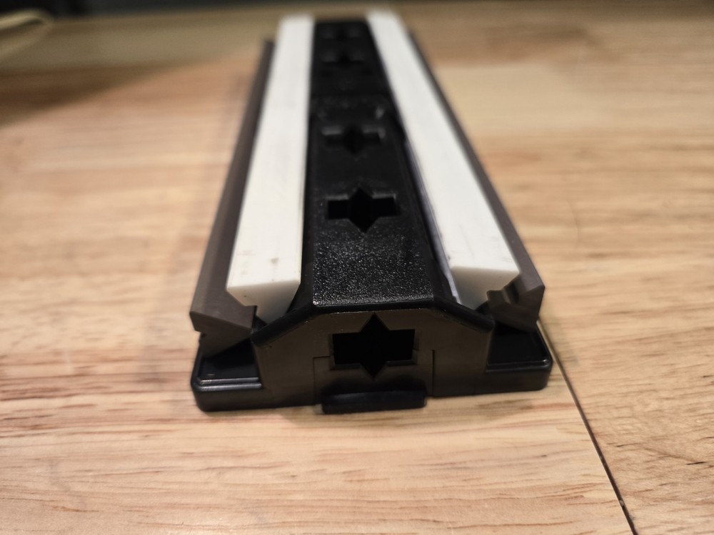 Spyderco Tri-Angle Sharpmaker Kit Fine and Medium Grit Ceramic Stones .