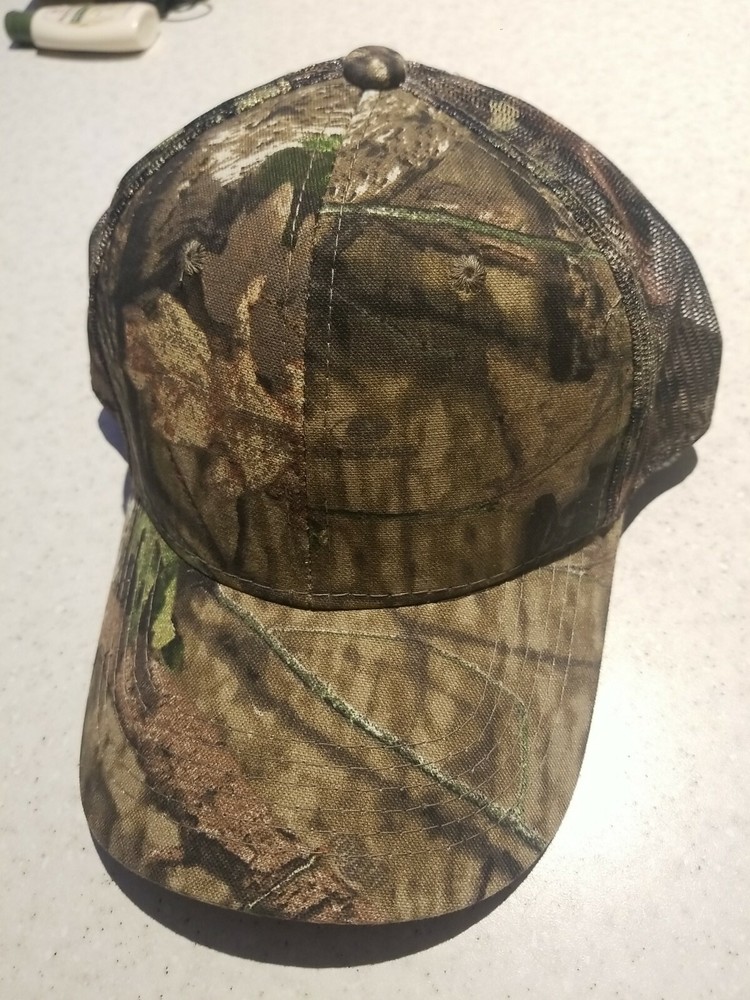 Mossy Oak Camo Cap Mesh Panel Hunting Hat / Adjustable Closure / OSFM