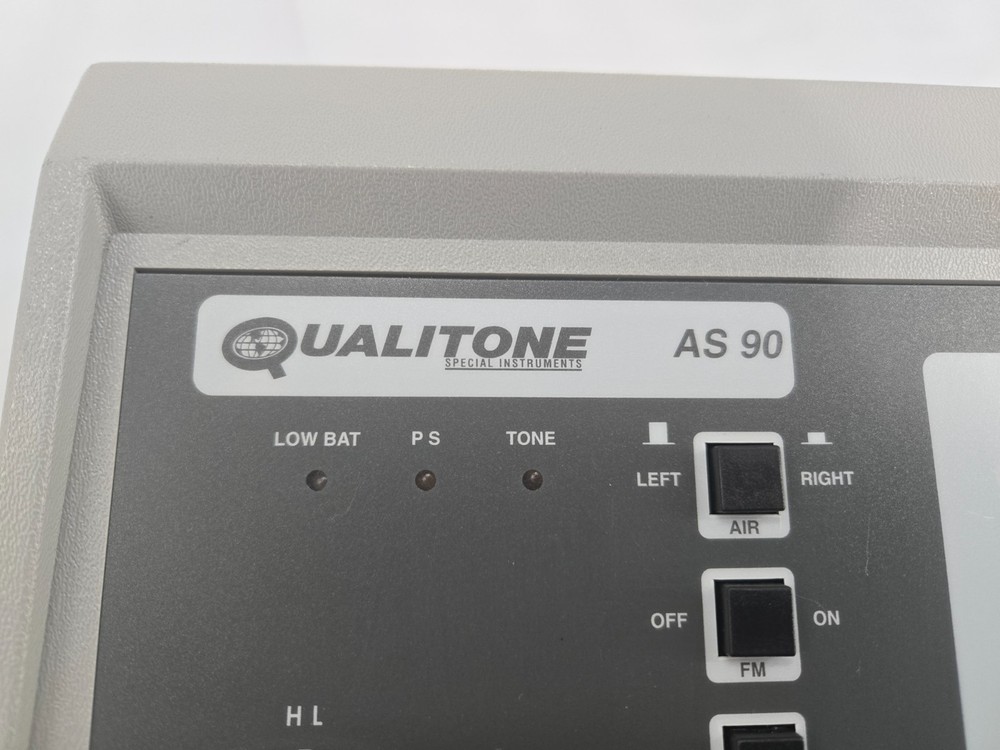 Qualitone Portable Audiometer Testing Equipment AS 90