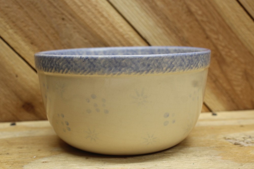Vital Unit snowman bowl. very nice