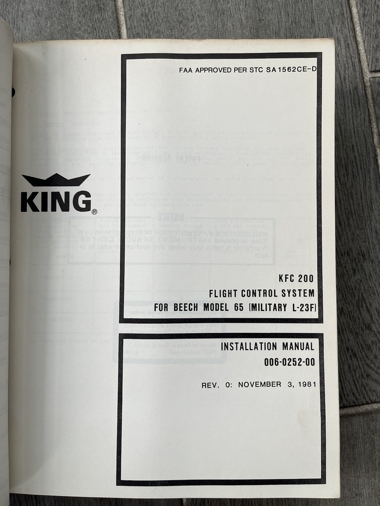 Beechcraft 65 (L-23F) Autopilot Flight Manual King KFC 200 Flight Control System