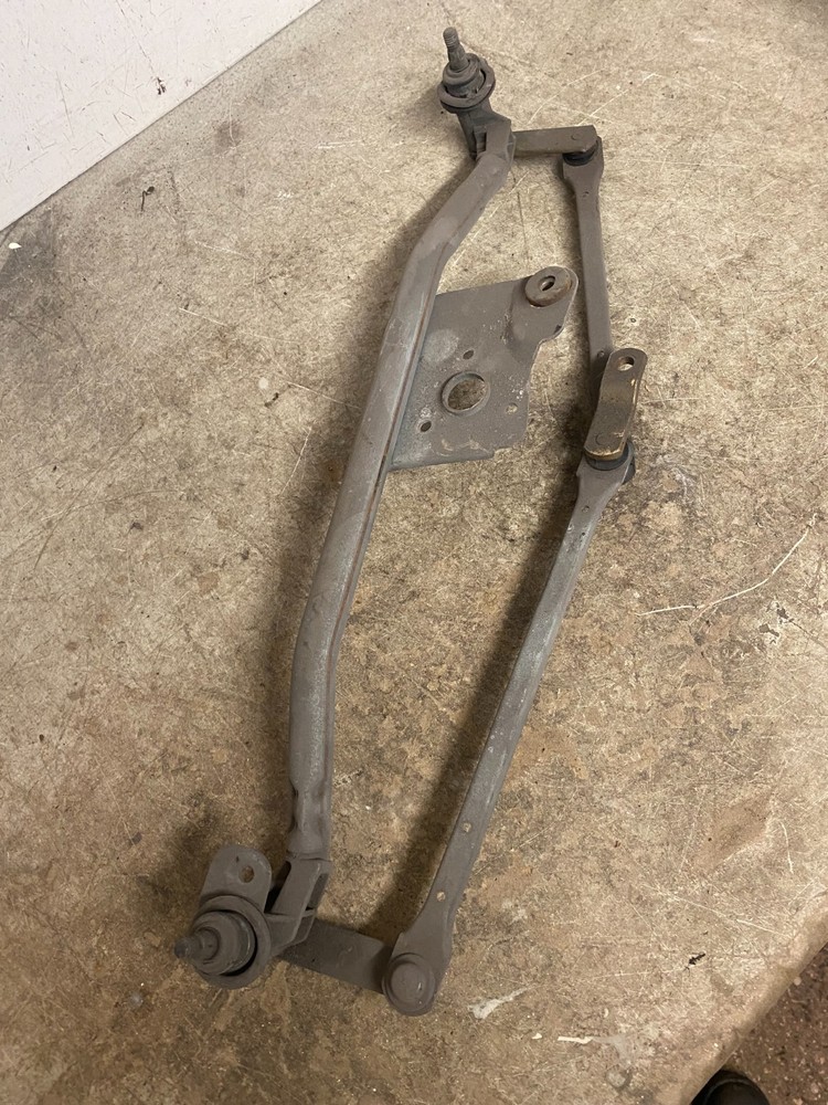 CITROEN SAXO FRONT WIPER LINKAGE 2002