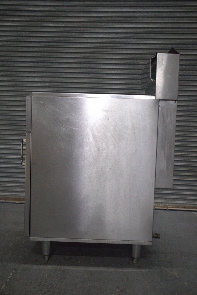 Beverage -air Refrigerated Counter/Sandwich Prep Table, two-section