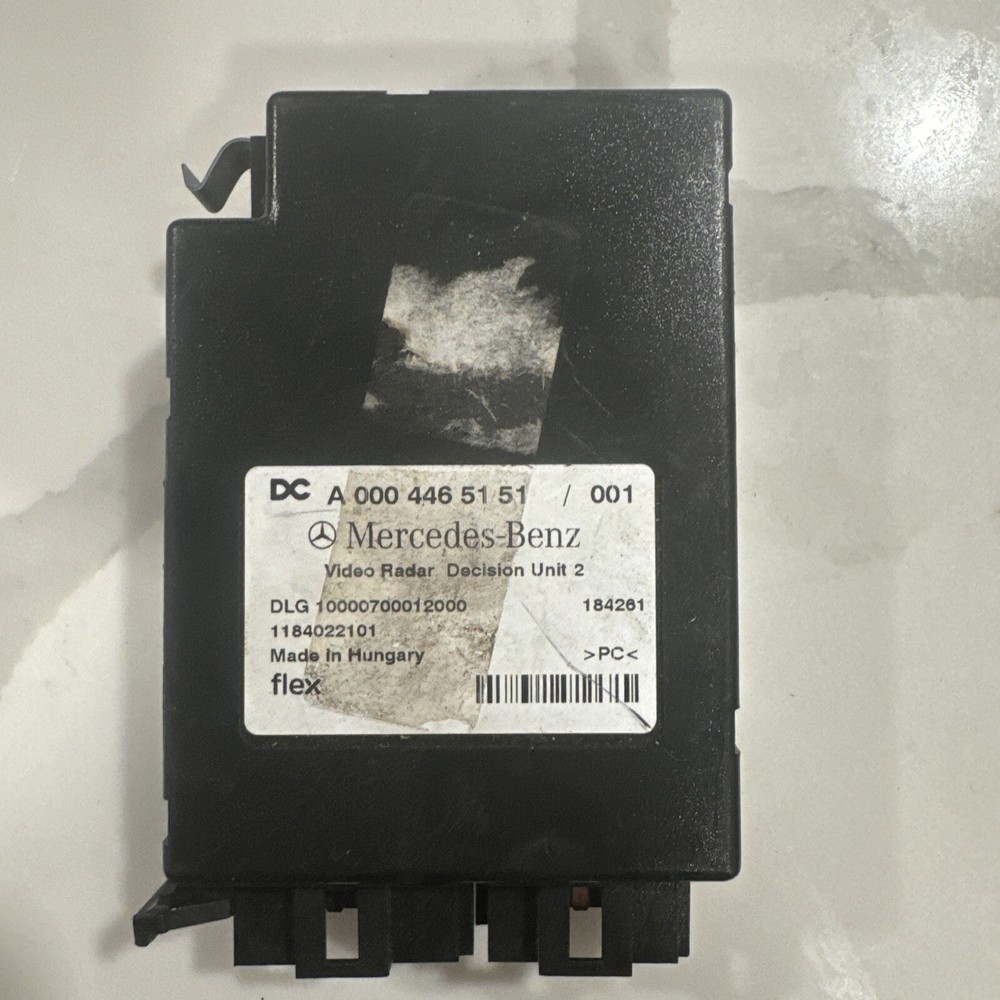 2018-2024 FREIGHTLINER CASCADIA RADAR DECISION COMPUTER CONTROL MODULE OEM