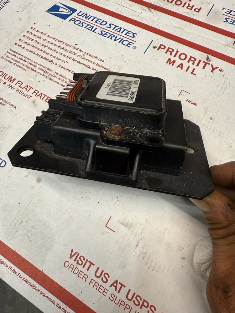 Mercruiser 5.0 Bravo ignition module 861460-1