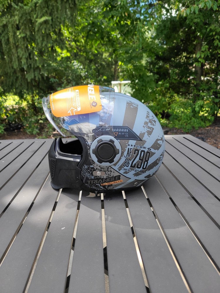 Triangle Full Face Motorcycle Helmet OP12A (large)