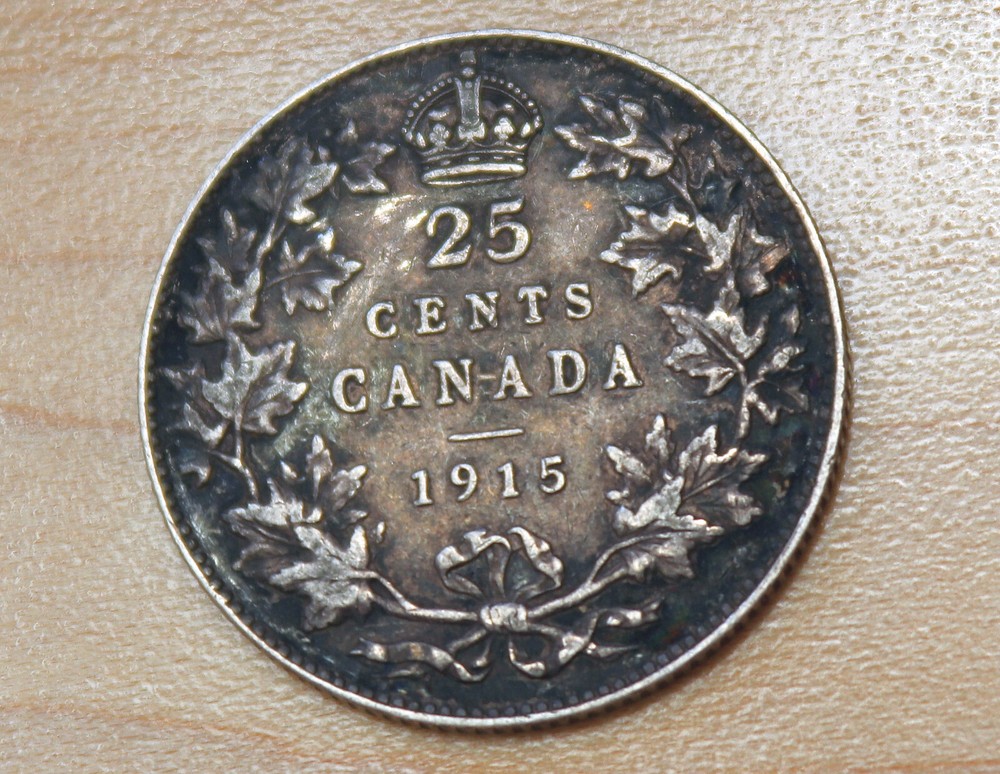 1915 Canada 25 Cents Silver