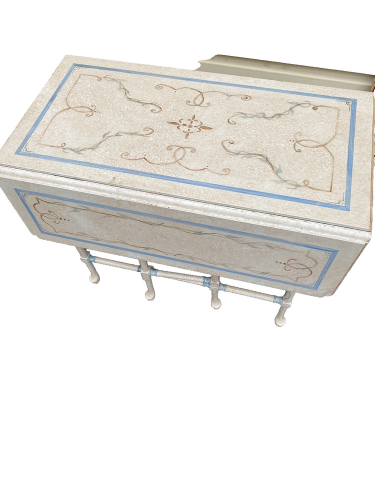 66040 Hand Painted Drop Leaf Coffee / End Table Stand