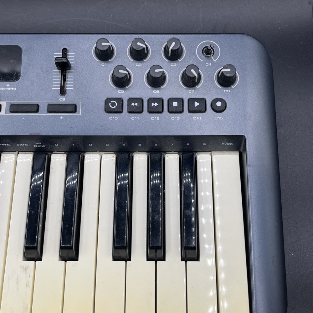 M-Audio Oxygen 25 (3rd Gen) USB Keyboard