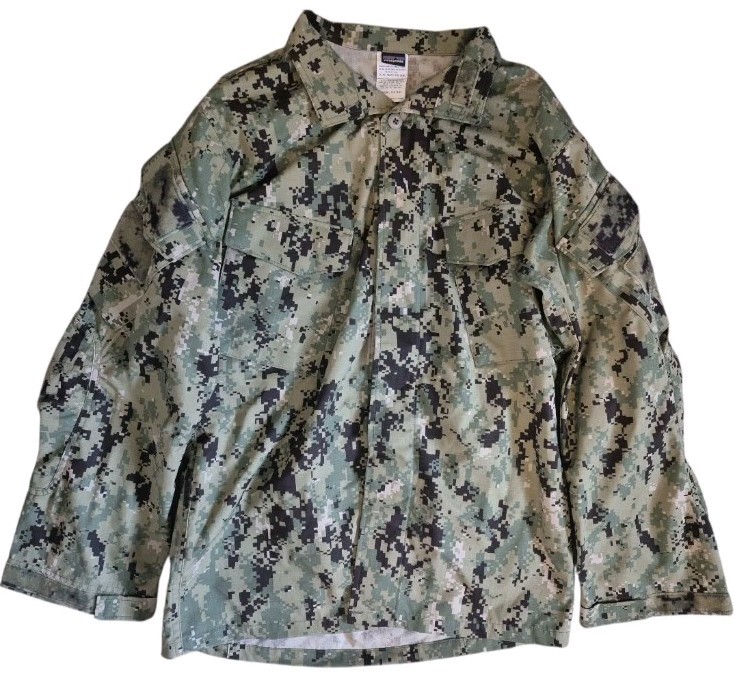 Patagonia Level 9 Temperate Blouse Digital Camo Size Medium - Regular