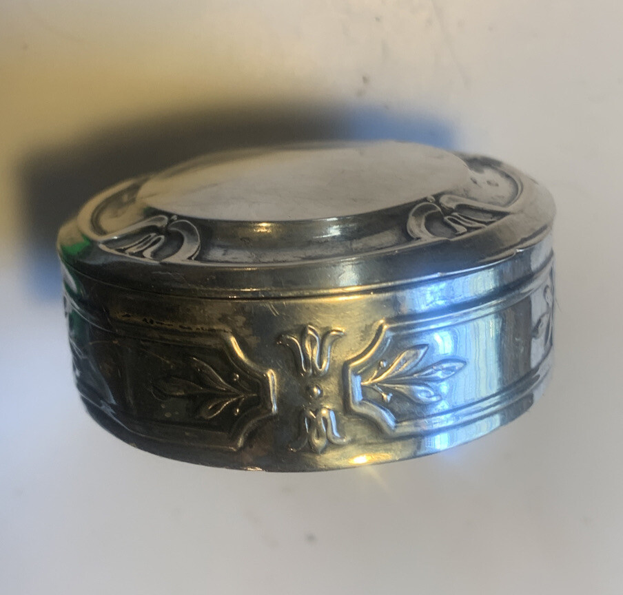 Vintage Solid 800 Silver Hinged Trinket Pill Box Gilt Gold Interior 20gm *READ*