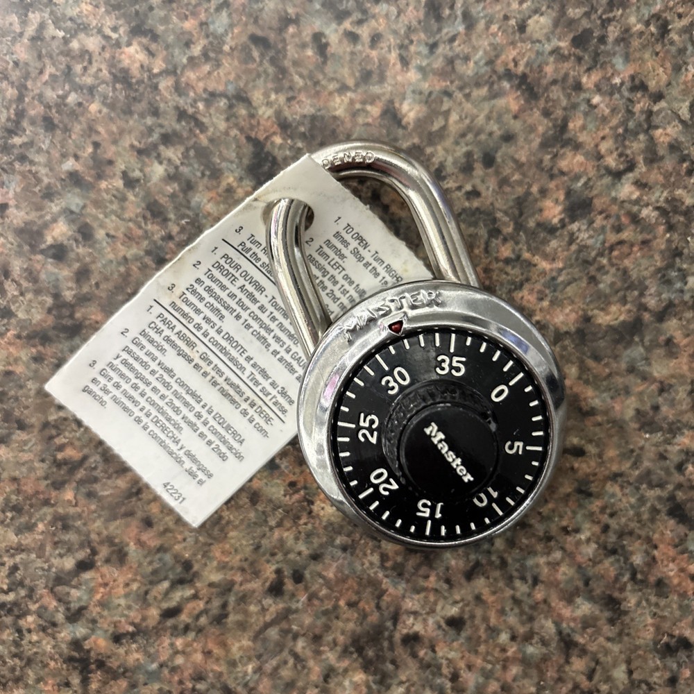 Master Lock 1525 Combination Padlock - New Open Box