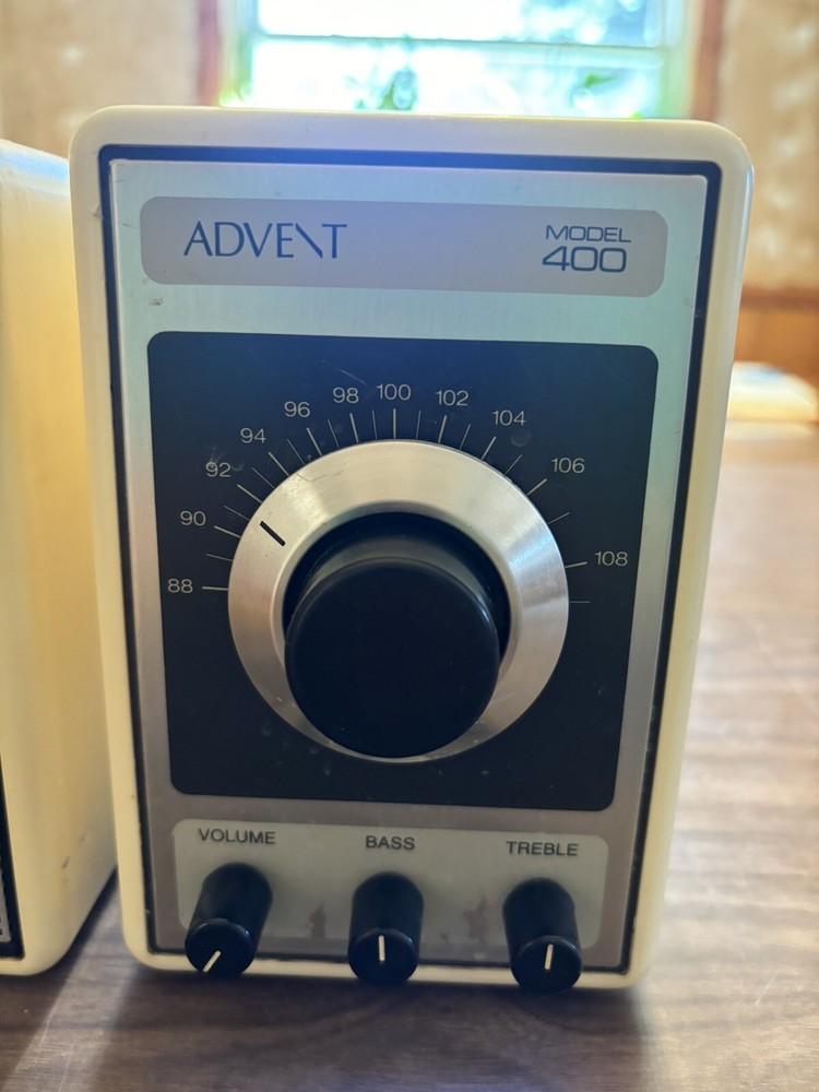 Advent Model 400 Radio and speaker