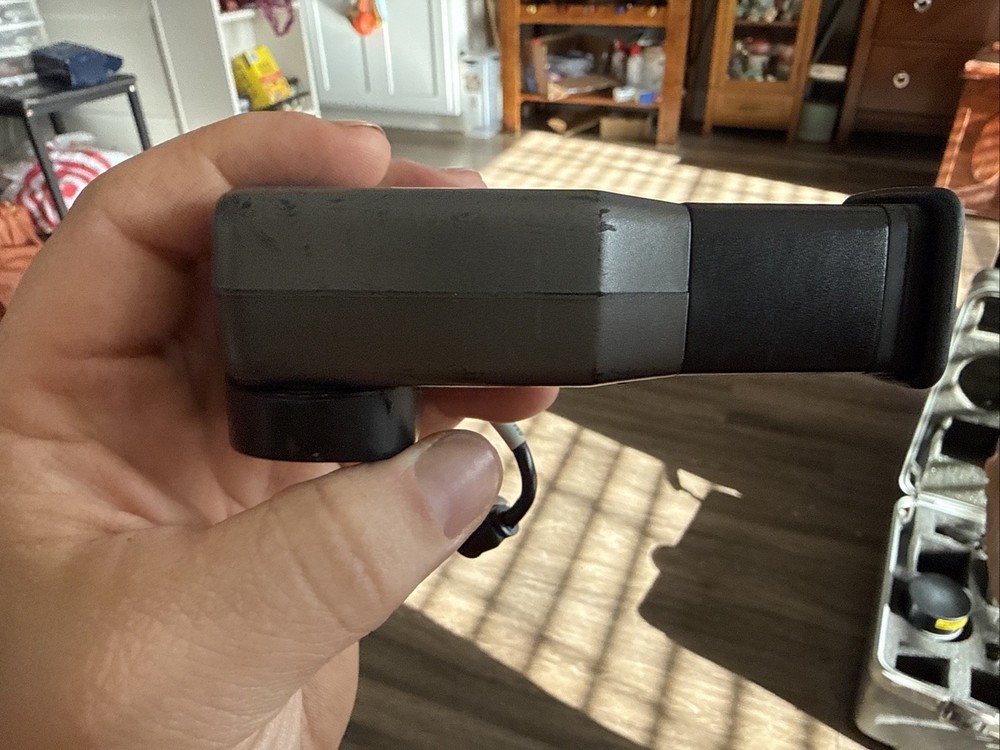 dentifying this connector - PM395 thermal camera viewfinder
