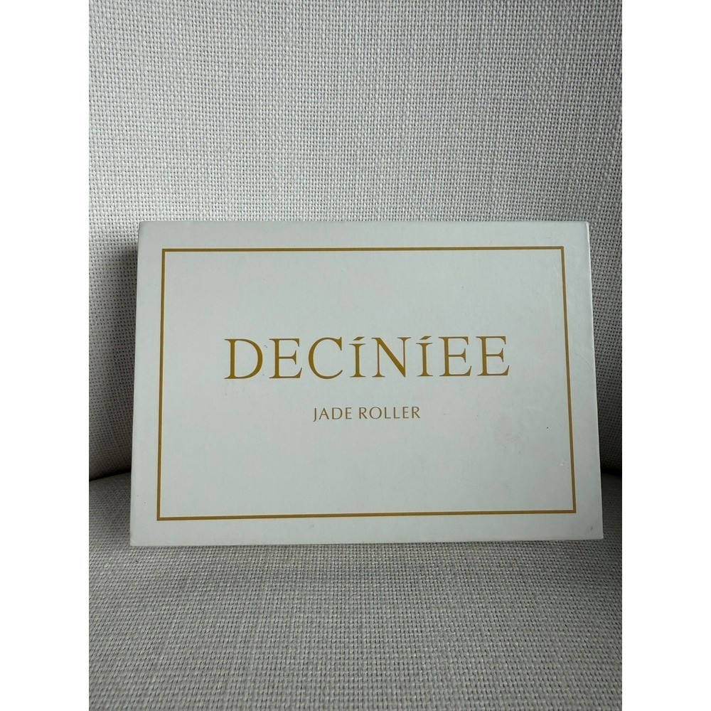 Decinee Jade Roller and Gua Sha Scraping Tool Set for Slimming & Firming