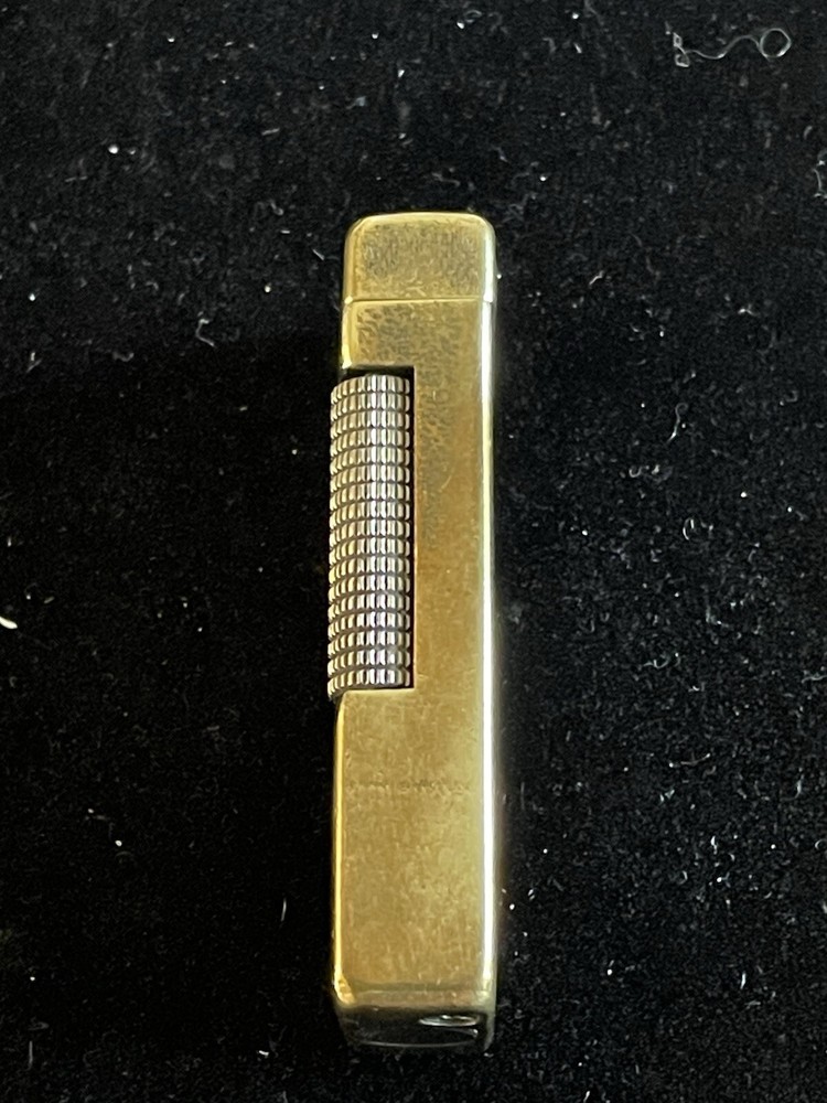Vintage Dunhill Gold Played Lighter - Good Spark