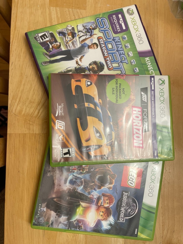 XBox 360 player with kinect sensor bar, 4 complete starter pack sets, PLUS