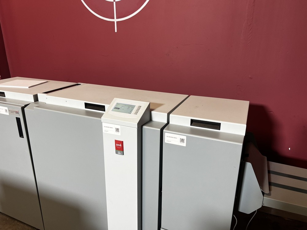 Low meter 57k Oce BLM 200 bookletmaker !Video!