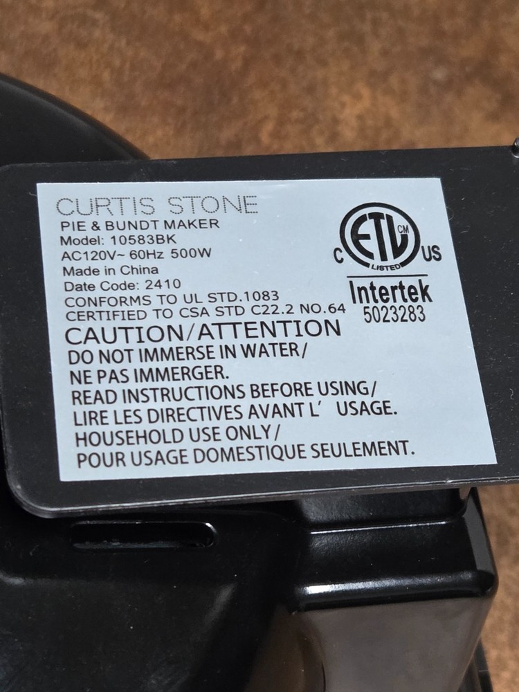 Curtis Stone 2-pack Pie and Bundt Makers