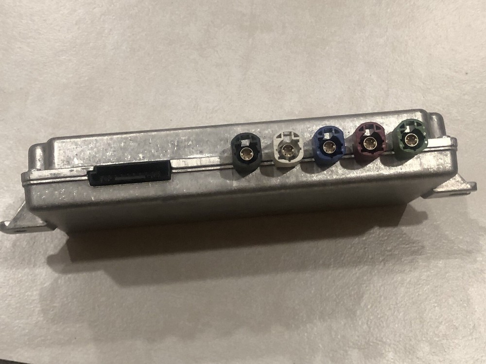 2011 BMW 535 REAR SIDE VIEW CAMERA CONTROL MODULE 9240988