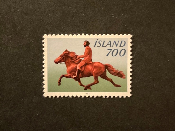 Iceland Scott #560 never hinged