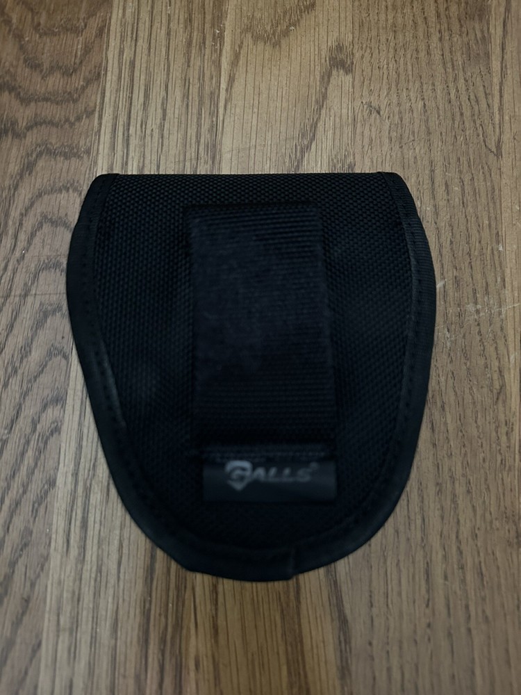 BIANCHI ACCUMOLD SINGLE HANDCUFF CASE Black