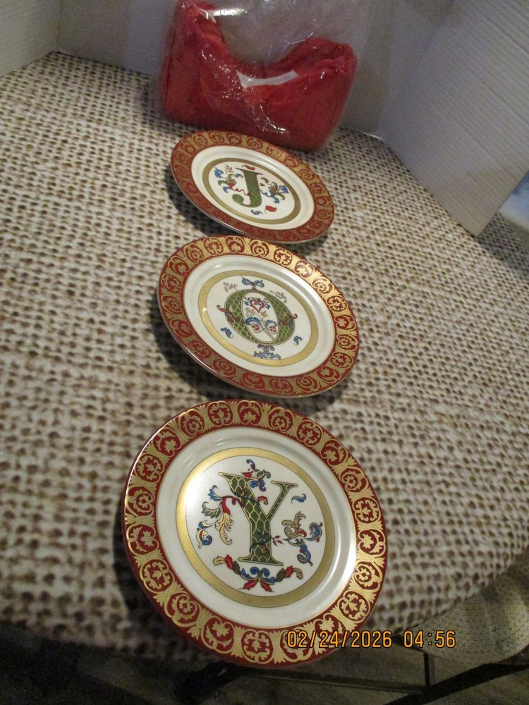 Home Interiors JOY Christmas Plates