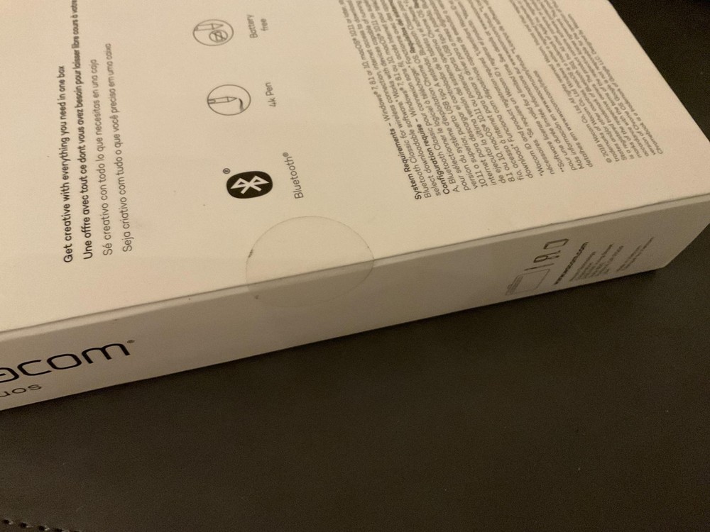 Wacom Intuos Small Bluetooth Graphics Drawing Tablet, 4 Customizable ExpressKeys