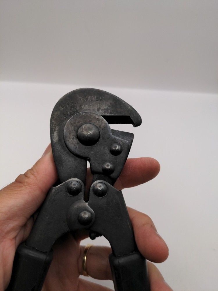 Vintage Kal Tools Leverage Cable Cutter 5000 Volts 9" Long