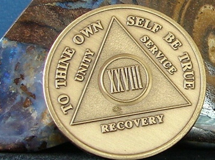 Alcoholics Anonymous AA 28 Year Bronze Medallion Coin Chip Token Sober